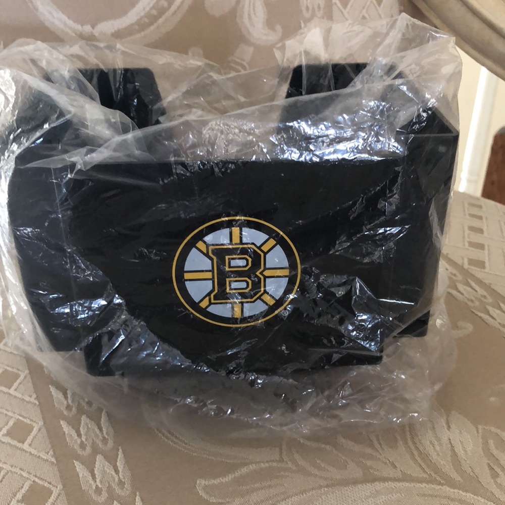 Jack Daniel's Bruins Plastic Napkins/Straws Bar Caddy NEW IN PACKAGE! - Picture 7 of 8